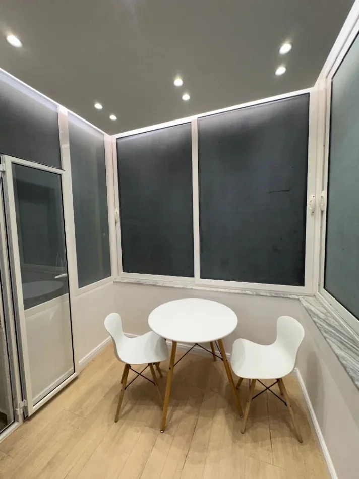 Tirane, jepet me qera apartament 1+1 , 75 m² 500 € (Rruga Teodor Keko)