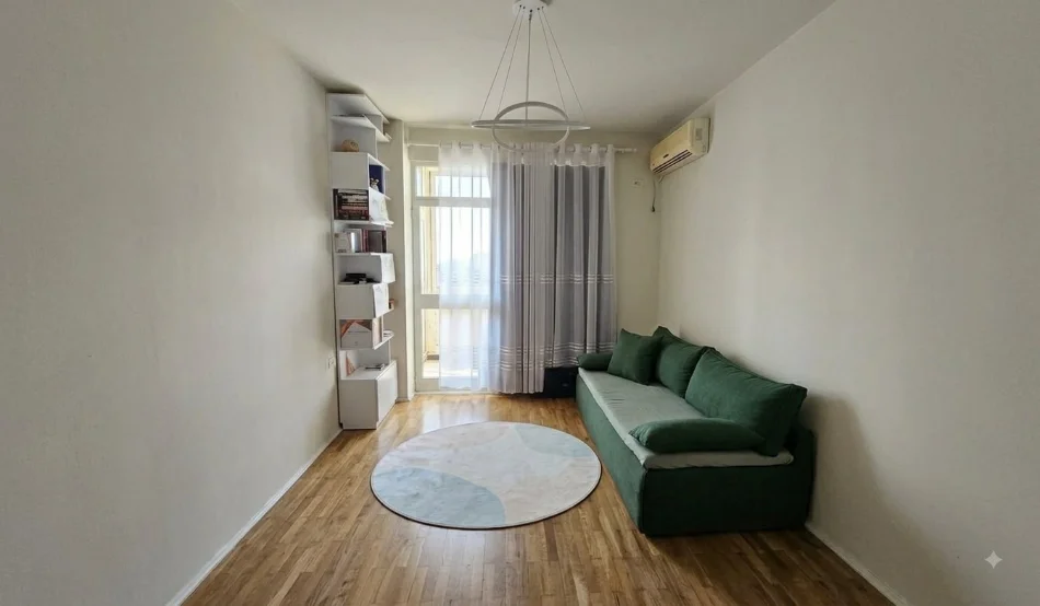Tirane, jepet me qera apartament 2+1 Kati 8, 120 m² 950 € 