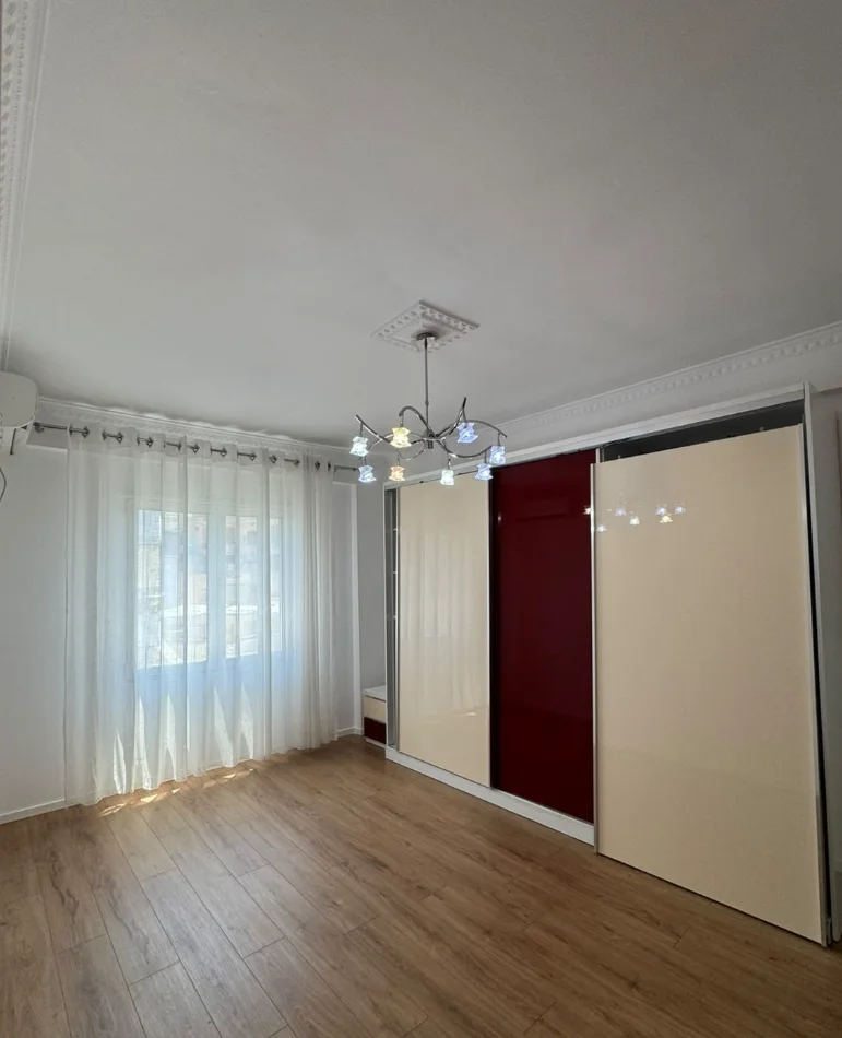 Tirane, shitet apartament 2+1 Kati 6, 93 m² 258.000 € 