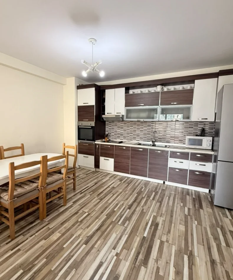 Tirane, shitet apartament 2+1 Kati 3, 111 m² 265.000 € 