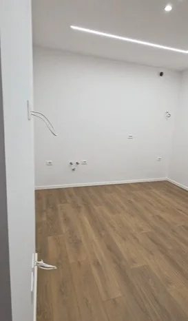 Tirane, shitet apartament 1+1 , 64 m² 168.000 € 