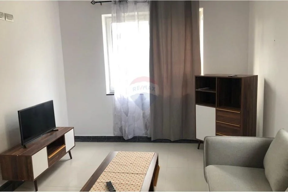 Tirane, jepet me qera apartament 2+1+Aneks+Ballkon , 70 m² 550 € (Bulevardi Zhan Dark)