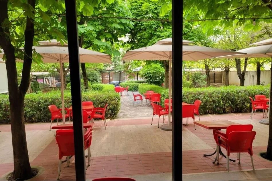 Tirane, jepet me qera , 140 m² 1.100 € (Fres Rruga e Thesarit)