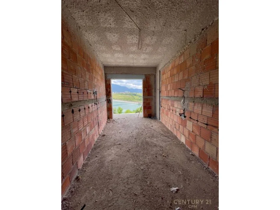 shitet apartament duplex Kati 2, 230 m² 375.000 € (residenca swan lake)