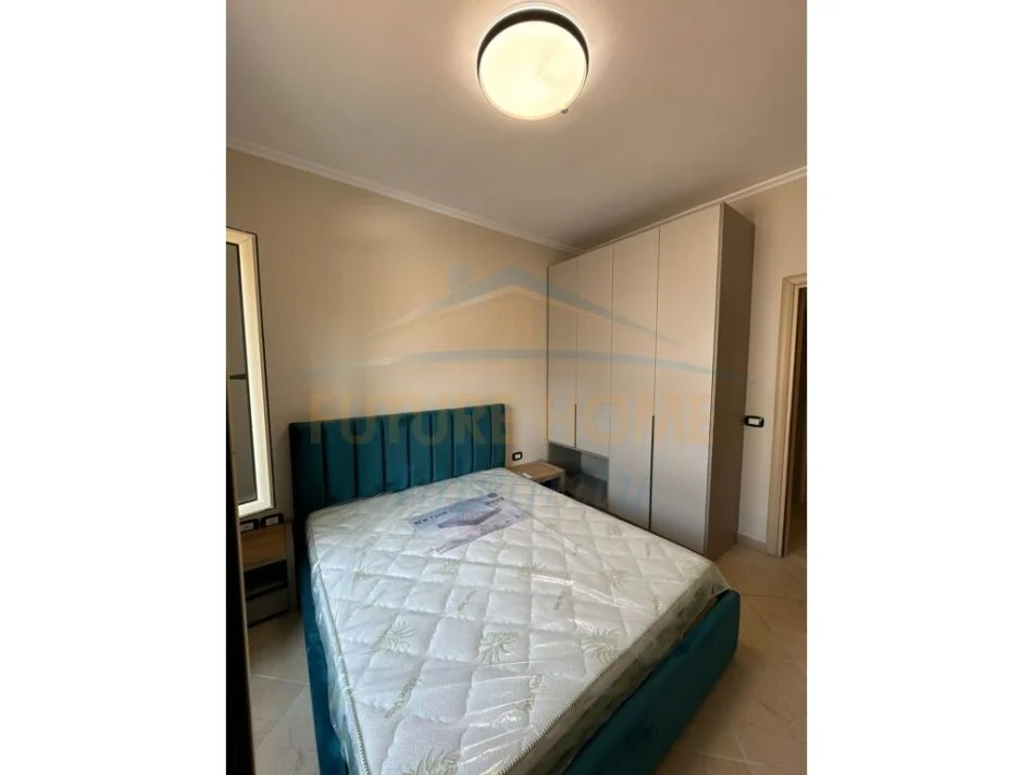 Tirane, jepet me qera apartament 2+1, 21 Dhjetori, Kati 5, 110 m² 700 €