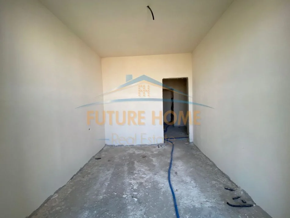 Tirane, shitet apartament 1+1+Ballkon Kati 6, 71 m² 181.000 € (Rruga e Kavajes)