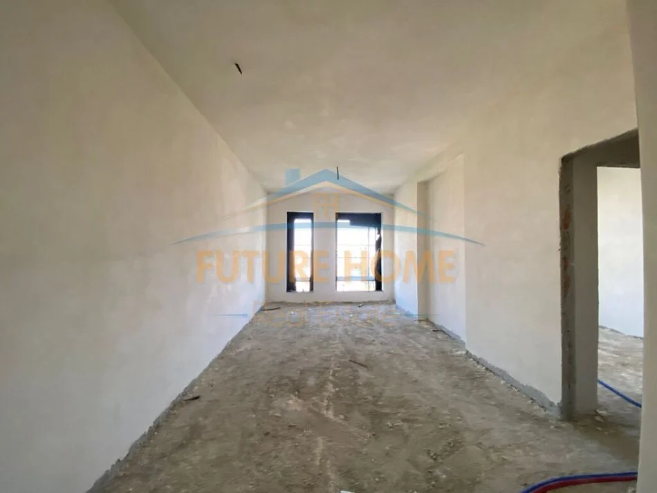 Tirane, shitet apartament 1+1+Ballkon Kati 6, 71 m² 181.000 € (Rruga e Kavajes)