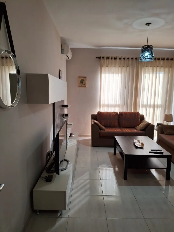 Tirane, shitet apartament 1+1 Kati 3, 73 m² 125.000 € (prapa Fabrikes se Miellit)
