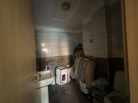 Tirane, shitet apartament 2+1 Kati 6, 112 m² 154.000 € (UNAZA E RE)