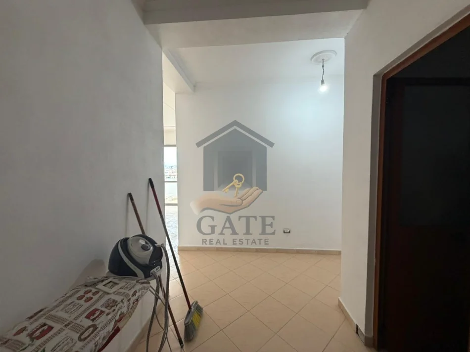 Durres, shitet apartament 1+1 Kati 9, 85 m² 170.000 €