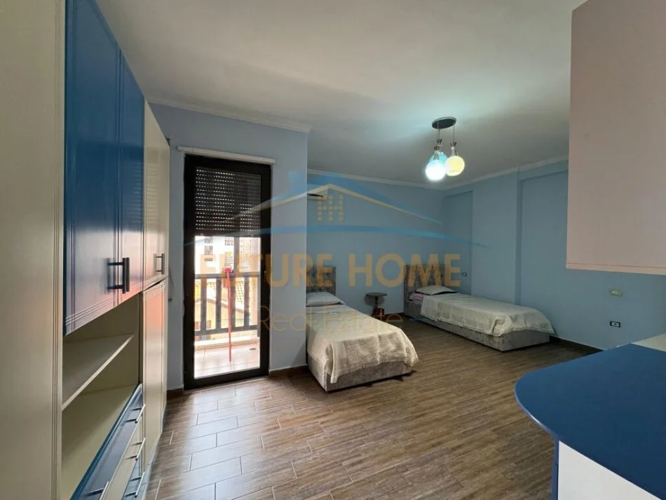 Durres, shitet apartament 2+1 Kati 3, 102 m² 115.000 € (UKD , Durres)