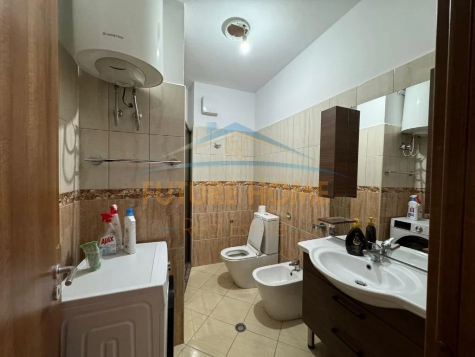 Durres, shitet apartament 2+1 Kati 3, 102 m² 115.000 € (UKD , Durres)