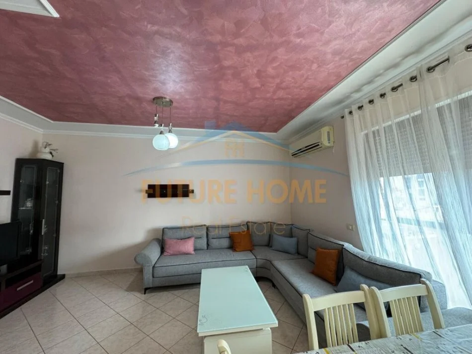 Durres, shitet apartament 2+1 Kati 3, 102 m² 115.000 € (UKD , Durres)