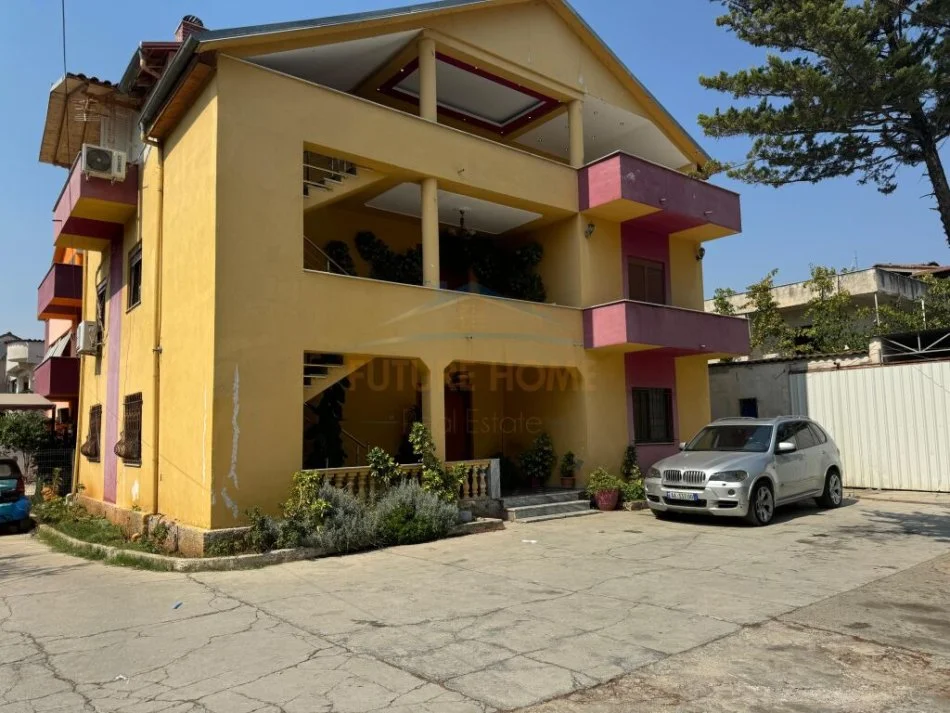 Tirane, shitet Vile Kati 3, 363 m² 400.000 € 