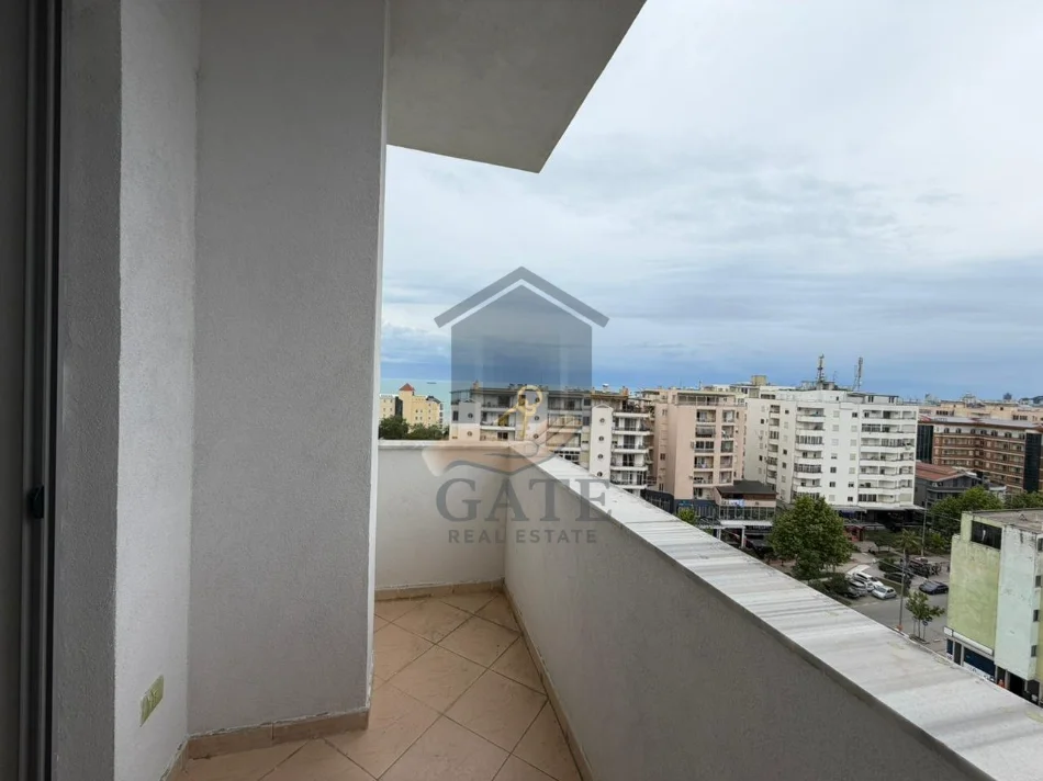 Shqiperi, shitet apartament 2+1+Ballkon Kati 9, 200.000 € 