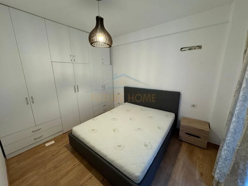 Tirane, shitet apartament 1+1+Ballkon Kati 2, 55 m² 100.000 € (kodra e diellit 2)
