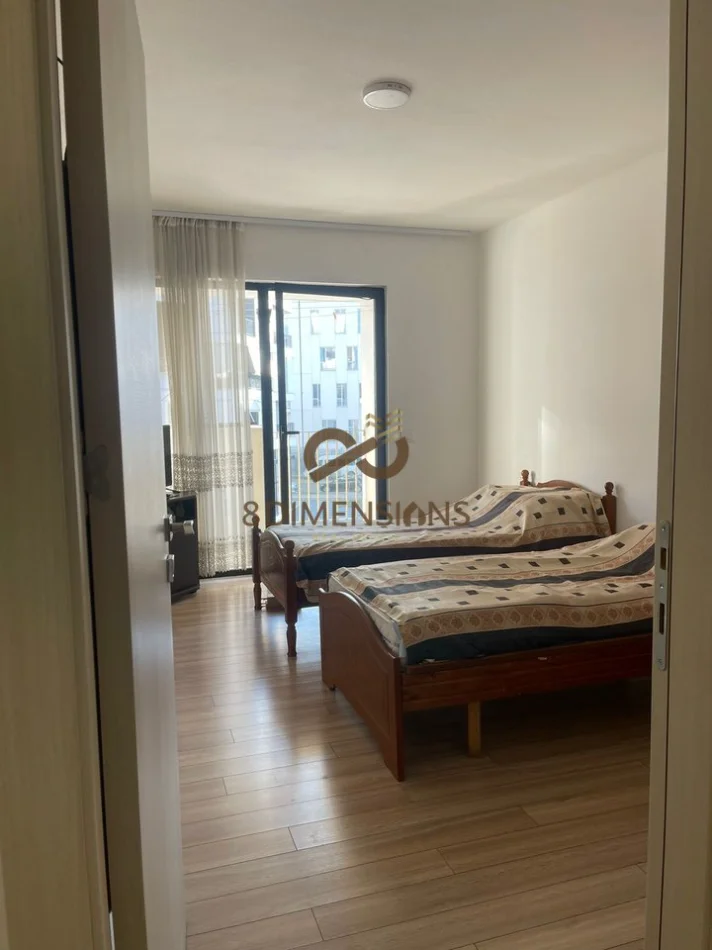 Tirane, shitet apartament 3+1+Ballkon Kati 3, 149 m² 200.000 € (5 maji)