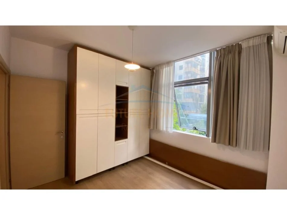 Tirane, shitet apartament 2+1 Kati 2, 90 m² 190.000 € (Rruga Shefqet Musaraj)