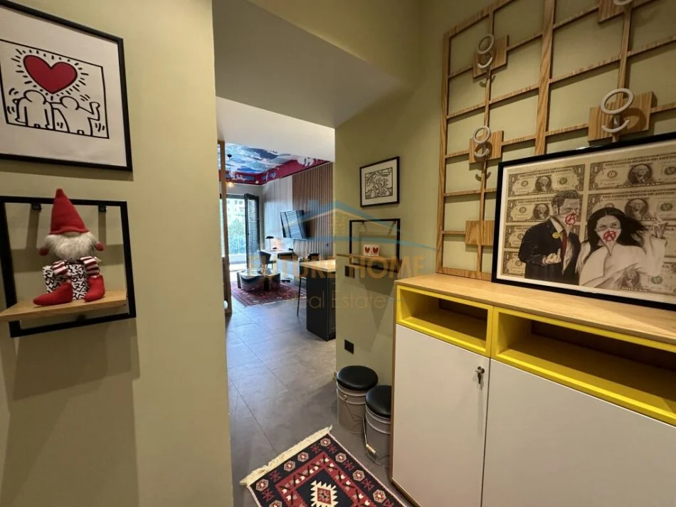 Tirane, jepet me qera apartament 1+1+Ballkon Kati 2, 73 m² 900 € (Delijorgji)