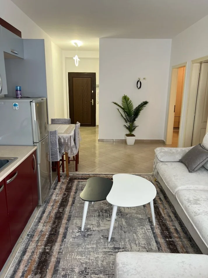 Tirane, jepet me qera apartament 2+1+Ballkon Kati 2, 75 m² 430 € (Astir bar santana)