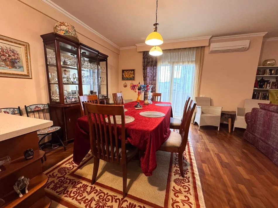 Tirane, shes apartament 2+1+Aneks+Ballkon Kati 5, 144 m² 255.000 € (kodra diellit)