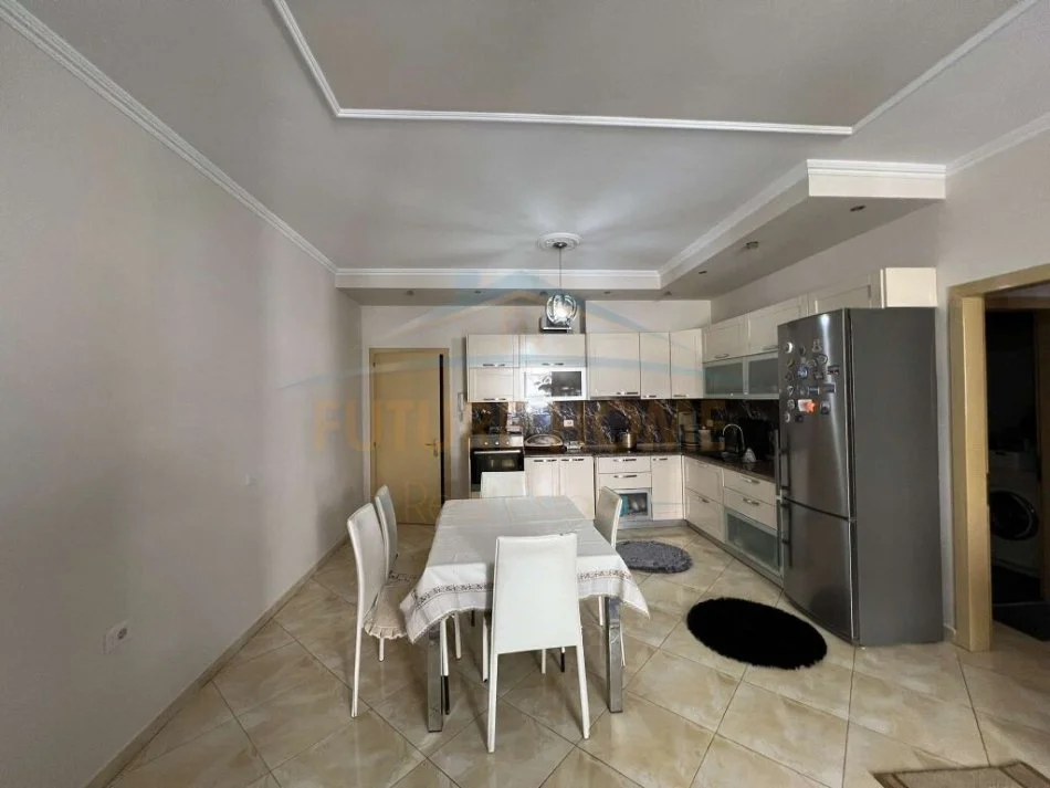 Tirane, shitet apartament 2+1 Kati 5, 99 m² 132,000 € (YZBERISHT