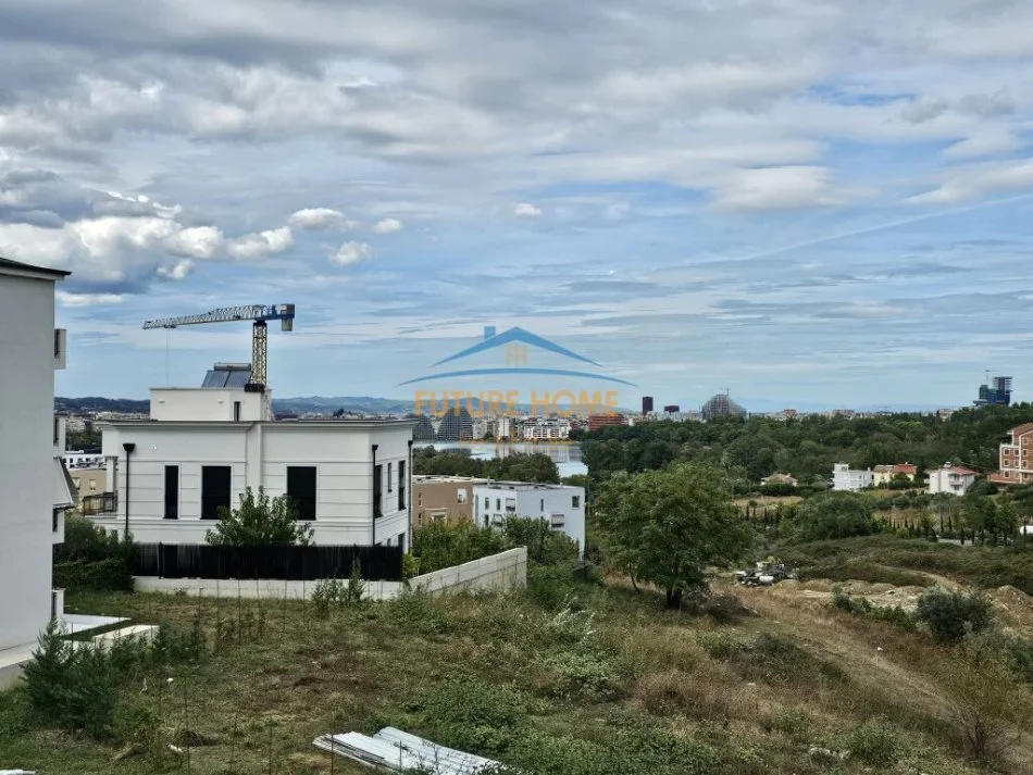 Tirane, shitet apartament 2+1 Kati 2, 107 m² (Spitali i kafsheve, Tirane)