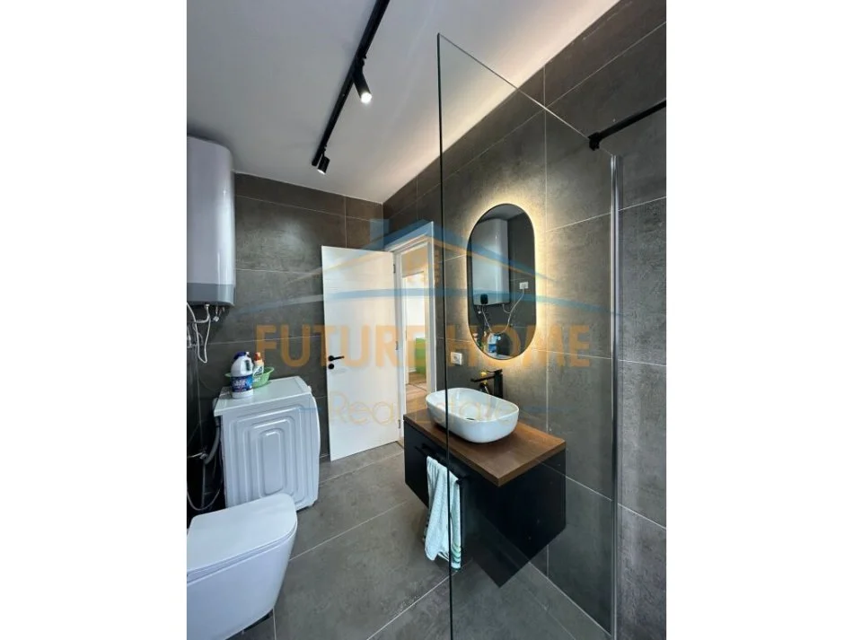 jepet me qera apartament Kati 5, 70 m² 400 €