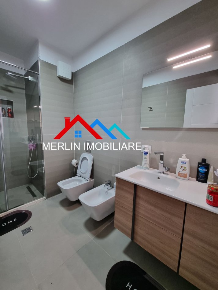 Shqiperi, shitet apartament 2+1, Kati 4, 100 m² 250,000 €