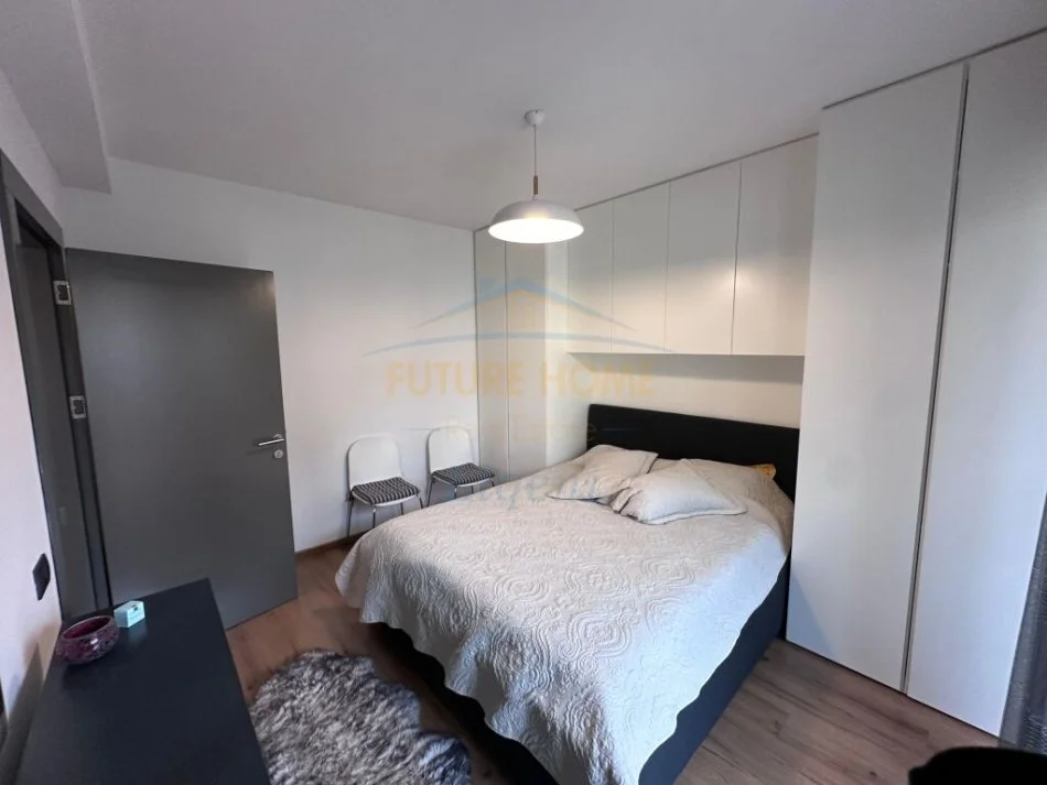 Tirane, jepet me qera apartament 2+1+Ballkon Kati 3, 80 m² 800 € (Shkolla e Baletit)