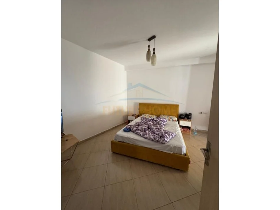 Tirane, shitet apartament 2+1+Aneks+Ballkon Kati 4, 105 m² 200.000 € 