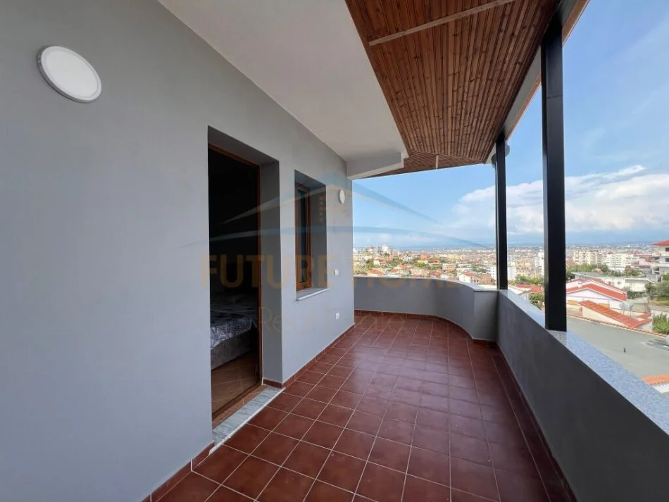 Durres, jepet me qera apartament 2+1 Kati 2, 86 m² 350 € (Prane Shkolles "Eftali Koci)