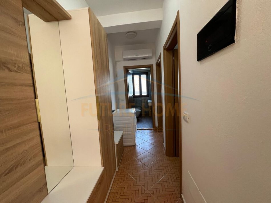 Durres, jepet me qera apartament 2+1 , 86 m² 350 € (Prane Shkolles &quot;Eftali Koci&quot;, Durres)