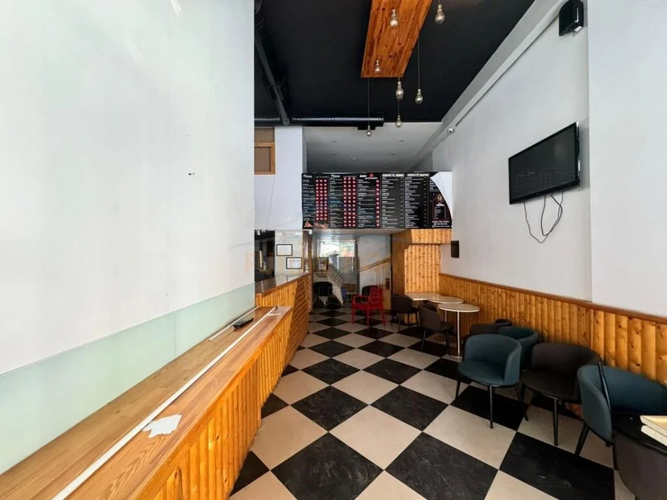 Tirane, jepet me qera ambjent biznesi Kati 0, 69 m² 500 € (Unaza e Re, Tiranë)