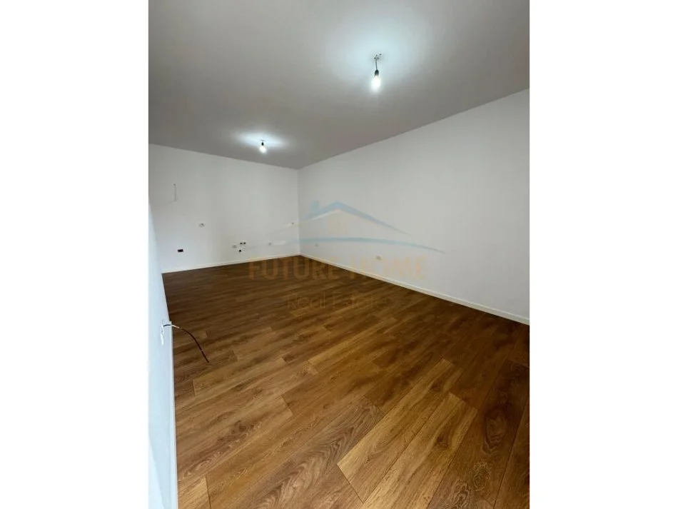 Tirane, shitet apartament 1+1 Kati 4, 67 m² 147.000 € (Rruga Ibrahim Dervishi)
