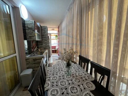 Tirane, jepet me qera apartament 2+1 Kati 8, 120 m² 500 €