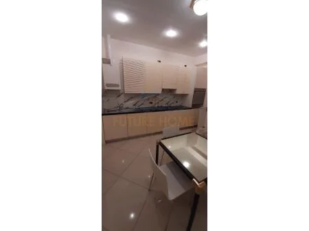 Tirane, jepet me qera apartament 2+1 Kati 3, 80 m² 450 € (Rruga Aleksander Moisiu, Kinostudio, Tirane AREA44671)