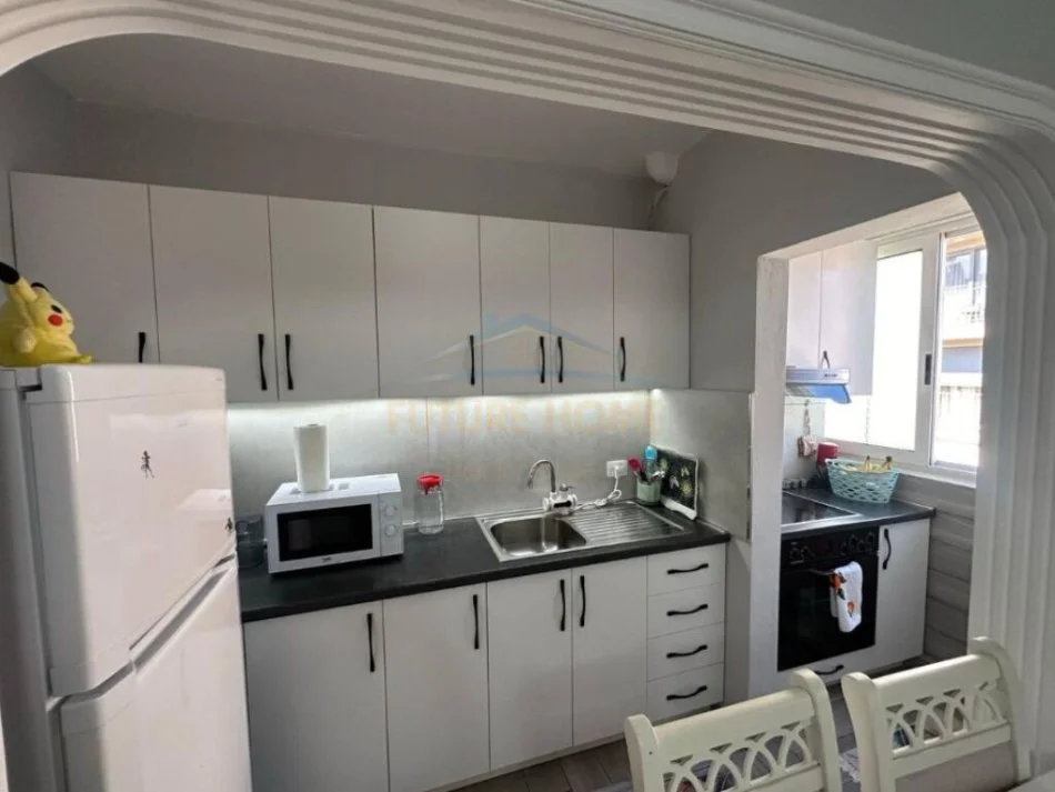 Tirane, shitet apartament 2+1+Aneks+Ballkon Kati 5, 73 m² 97.000 € (PORCELAN)
