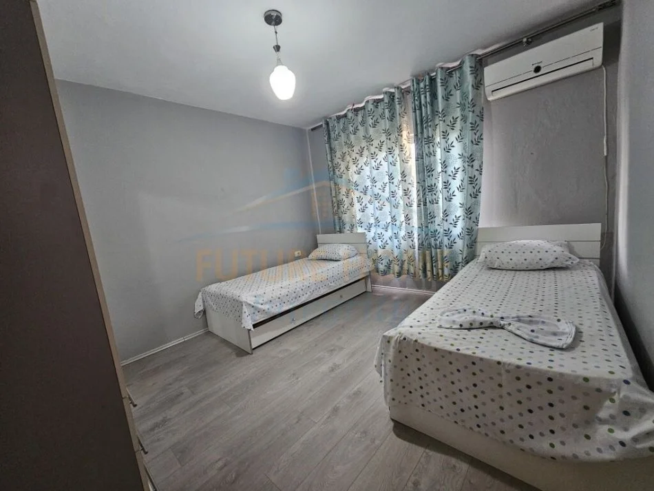 Tirane, jepet me qera shtepi 2+1 Kati 2, 400 € (MIHAL GRAMENO KOMPLEKSI GRAND)