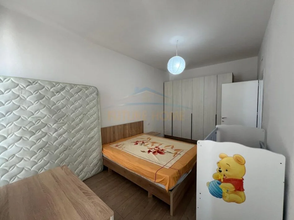 Tirane, jepet me qera 1+1 Kati 7, 70 m² 700 € (Parku Olimpik)