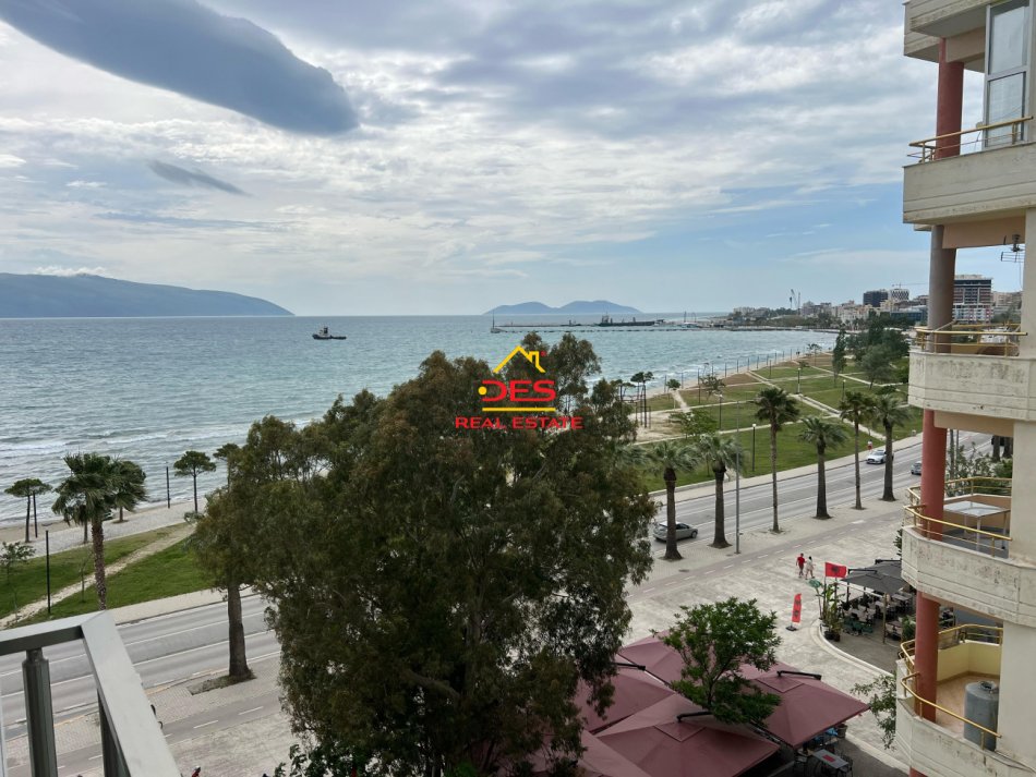 Vlore, jepet me qera apartament 1+1+Ballkon Kati 5, 78 m² 520 € (Rruga Murat Tërbaçi)