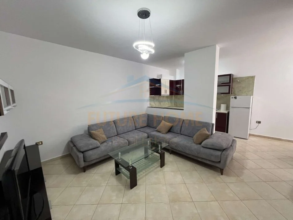 Tirane, shitet apartament 2+1+Aneks+Ballkon Kati 3, 105 m² 131.000 € (astir)