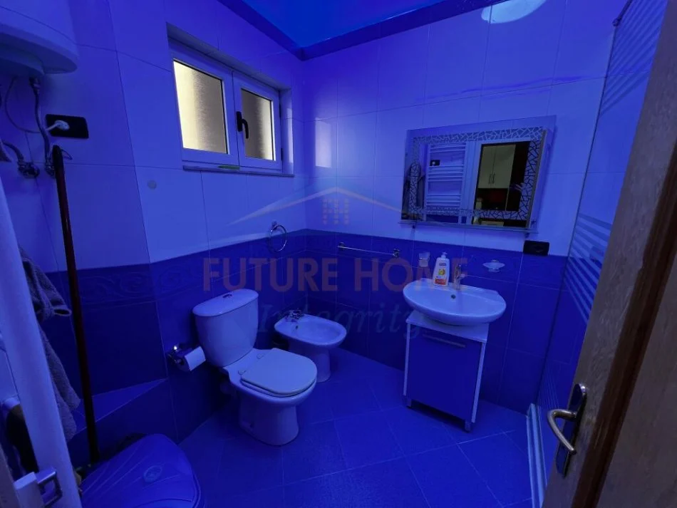 Tirane, jepet me qera apartament 1+1 Kati 2, 70 m² 600 € (shkolla baletit)