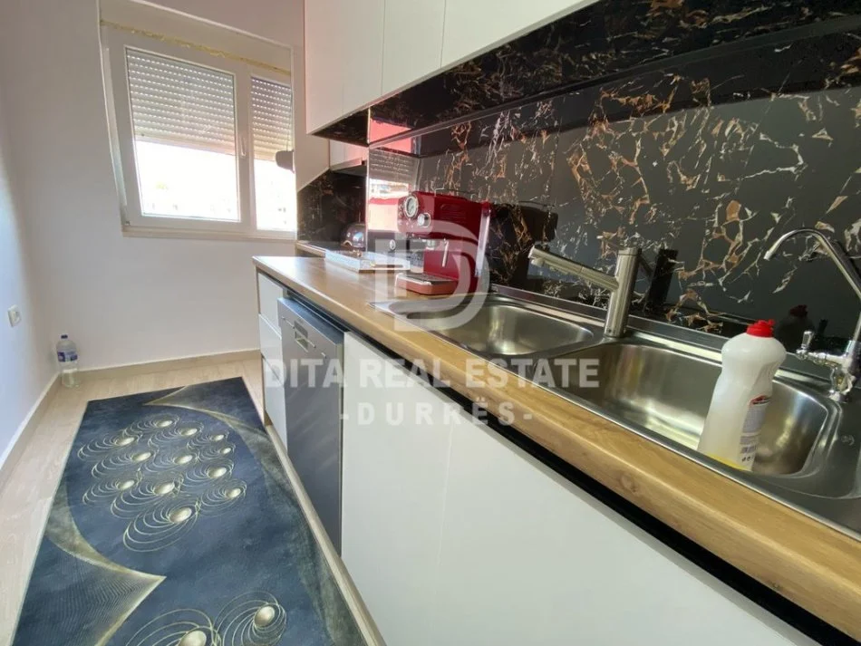 Durres, shitet apartament 1+1 Kati 5, 83.000 € (STADIUMI)
