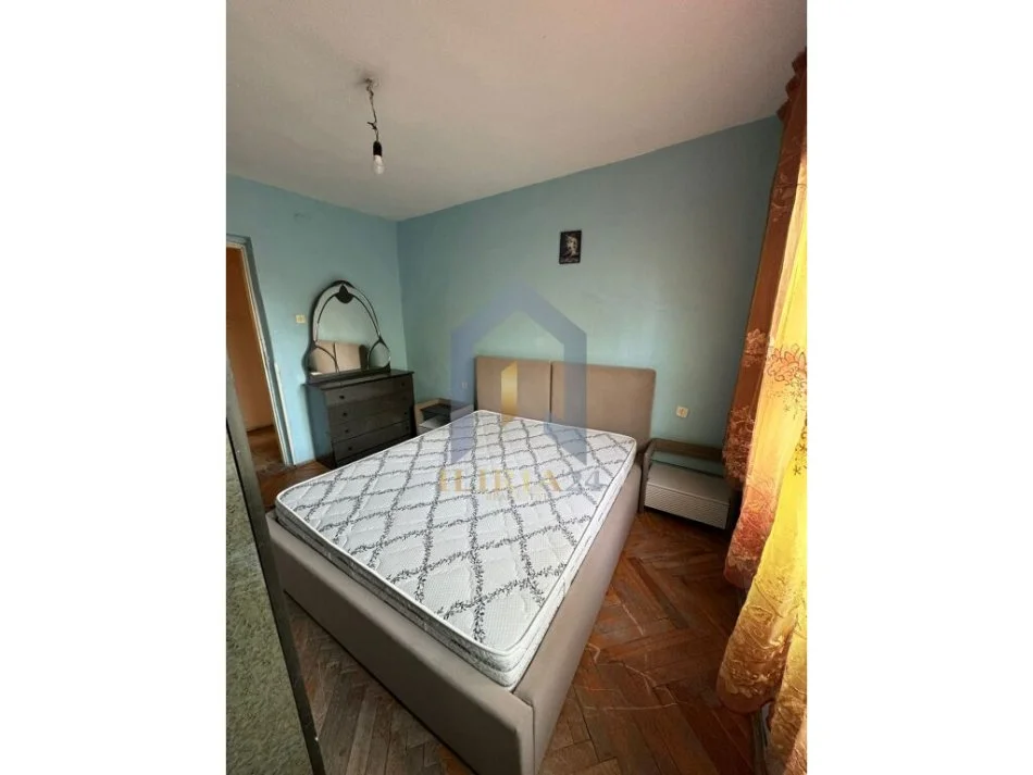 Tirane, jepet me qera apartament 1+1 Kati 5, 59 m² 350 € (rruga bardhok biba)