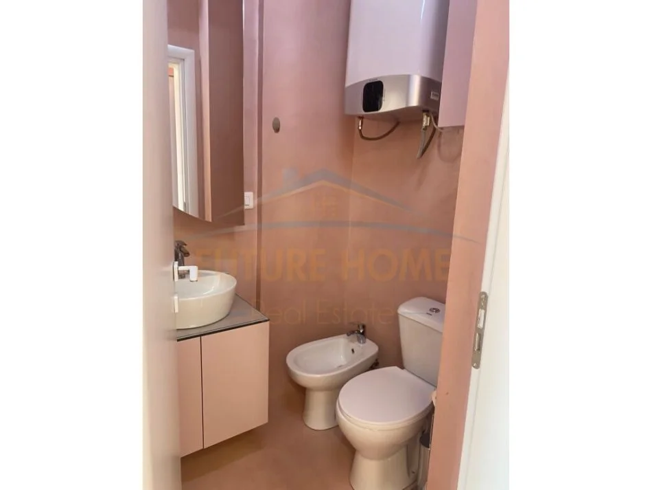 Durres, shitet apartament 1+1+Ballkon Kati 7, 44 m² 115.000 € (shkemb kavaje)