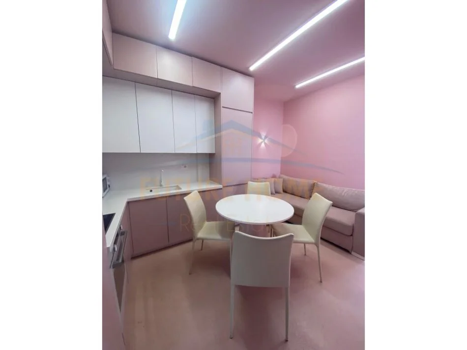 Durres, shitet apartament 1+1 Kati 7, 44 m² 115.000 € (Shkembi i Kavajes)