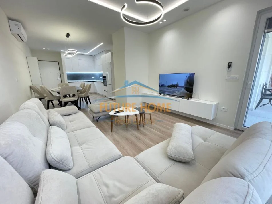 Tirane, jap me qera apartament 3+1 Kati 1, 111 m² 1.000 € (Liqeni i Thate)