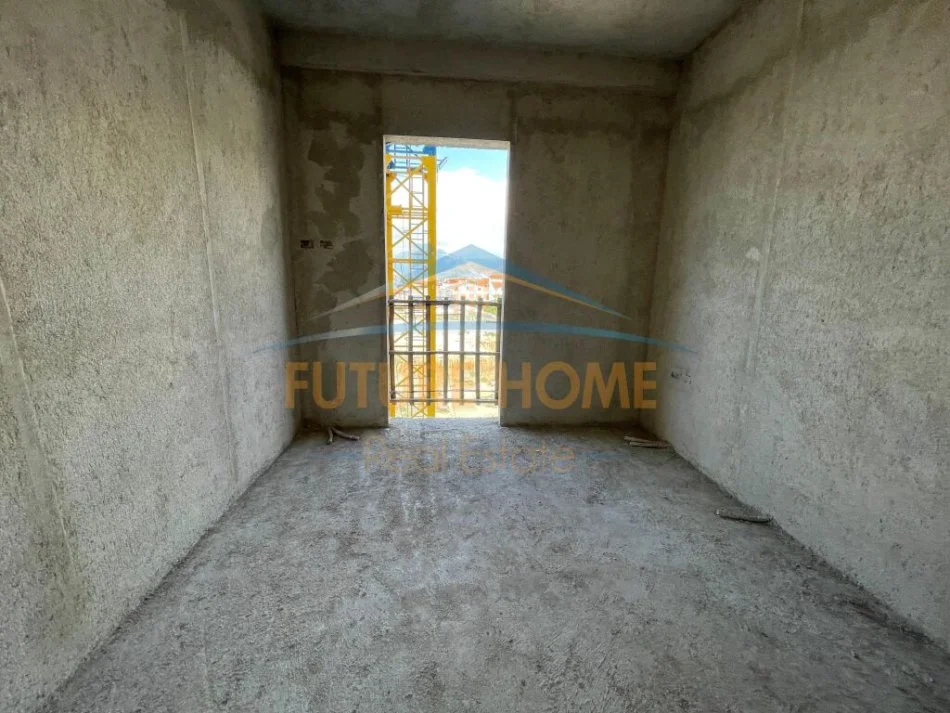 Tirane, shitet apartament 3+1+Aneks+Ballkon Kati 2, 112 m² 134.000 € (Dogana)