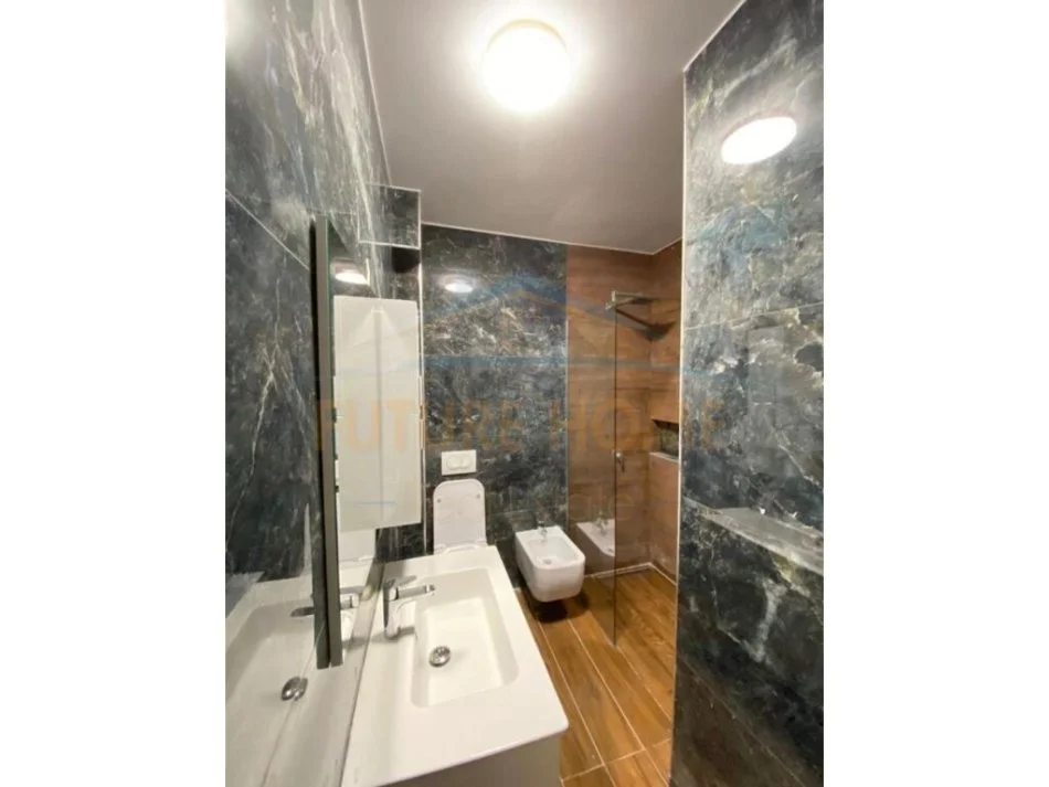 Durres, jepet me qera apartament 1+1 Kati 3, 61 m² 420 € (Plazh Iliria, Durres)